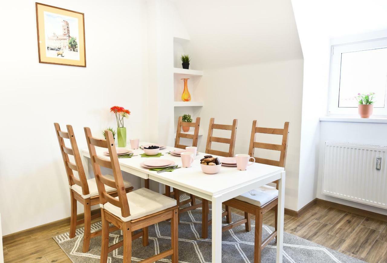 Apartament Centrum Z Miejscem Parkingowym Stary Toruń Exterior foto