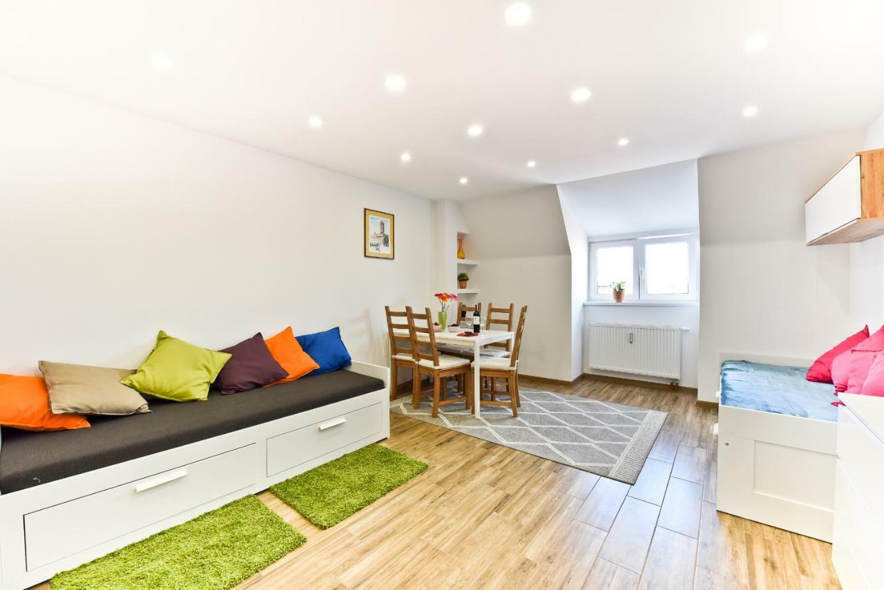 Apartament Centrum Z Miejscem Parkingowym Stary Toruń Exterior foto