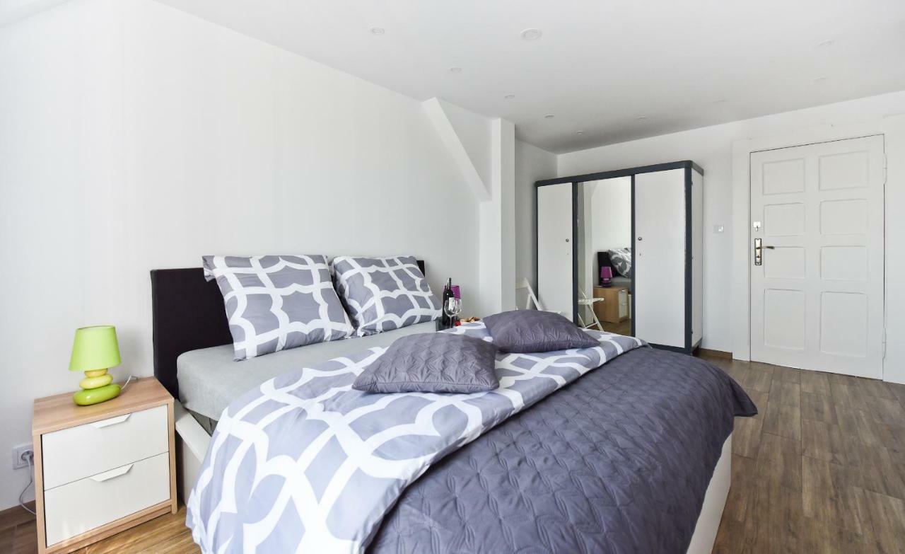 Apartament Centrum Z Miejscem Parkingowym Stary Toruń Exterior foto